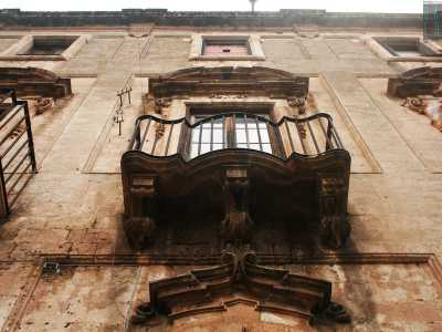 Mola di Bari, Palazzo Roberti